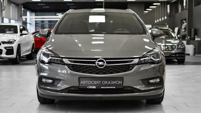 Opel Astra Sports Tourer 1.6 CDTi BiTurbo Innovation Image 2