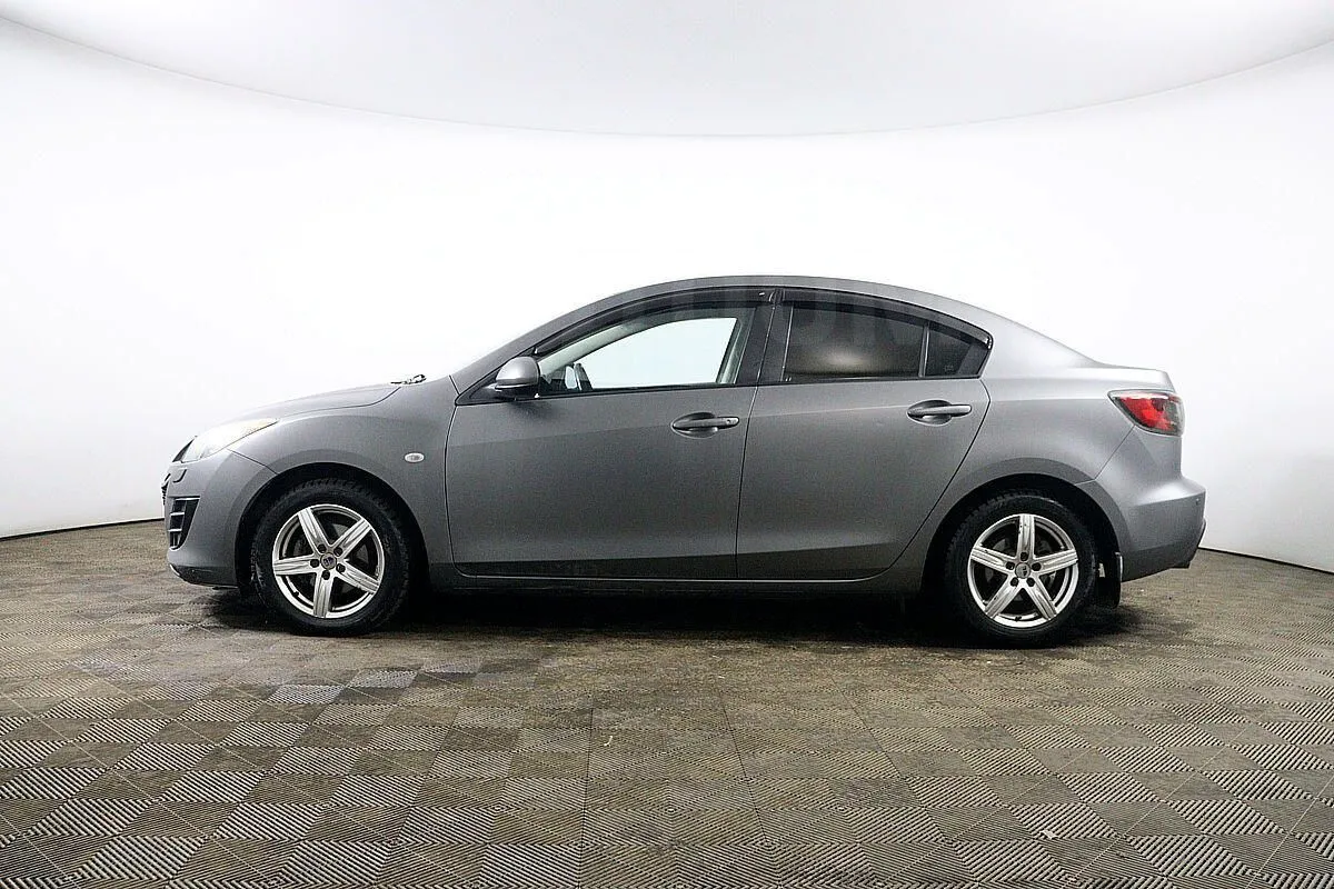 Mazda Mazda3 Image 8